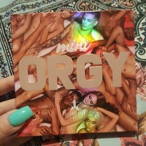 🚫SOLD🚫 J⭐ Mini Orgy Palette